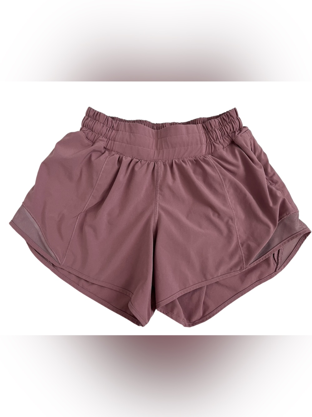 lululemon athletica Mauve hotty hot shorts